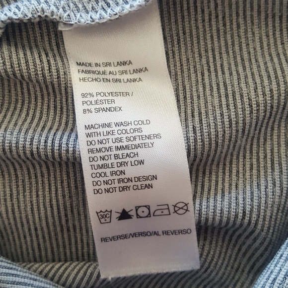 Izod | Fitness Tee | X-Small - Picture 6 of 6